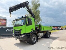 IVECO AD200X40 4x2 Kipper KRAN 12m Funk Greifer AHK