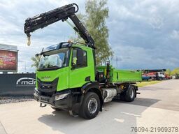 IVECO AD200X40 4x2 Kipper KRAN 12m Funk Greifer AHK
