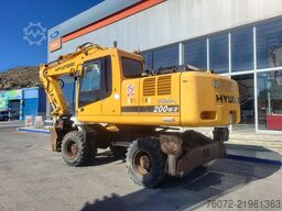 Hyundai Robex PW200-7