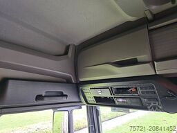 M.A.N. 26.470 TGX GM 6X2/4 ADR