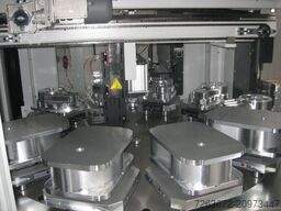 DMG MORI DMU 70 mit Erowa 10fach Wechsler