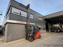LINDE H25D triplo Freelift / 3e / 4e functie VW Diesel 5300hours ZEER NET!