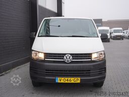 Volkswagen Transporter 2.0 TDI L2 - Airco - Navi - PDC - T...