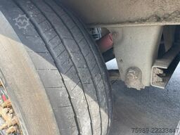 Schmitz Cargobull SAF AXLES, DISC BRAKES, VERY GOOD TIRES