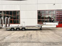 Möslein ST 3  3 Achs Satteltieflader neu