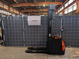 Toyota SWE120L  // Freisichtmast // Elektro