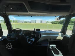 Mercedes-Benz Actros 1851 LS BigSpace KlimaA STH Pano Luft