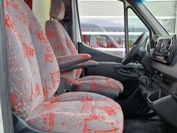MERCEDES-BENZ 515 Sprinter 22 Schlafsessel Lagerfahrzeug Stock