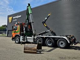 Volvo FMX 460 / 8x4-4 / HMF CRANE + HOOKLIFT / CONTAINER