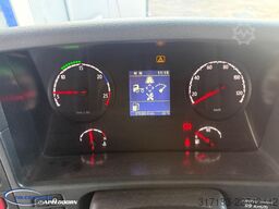 Scania P250 Euro 6, Dhollandia laadklep
