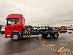 Scania R590 6x4 Kurzholz Kran und Schemel nach Wahl