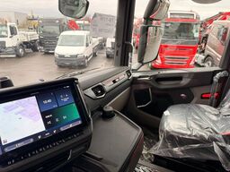 Scania R590 6x4 Kurzholz Kran und Schemel nach Wahl