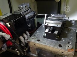 FANUC Robodrill Alpha D21LiB5