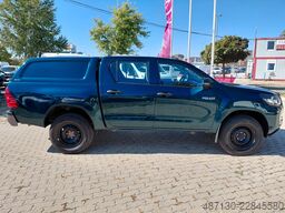 TOYOTA Hilux Double Cab Duty 4x4