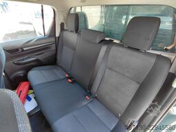 TOYOTA Hilux Double Cab Duty 4x4