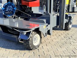 Combilift C4500 GAS TRIPLEX 8400 WIDE POSITIONER