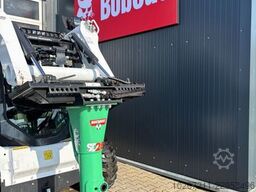 BOBCAT Kompaktlader Abbruchhammer Montabert SD 28