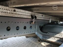 Mercedes-Benz Atego 1221 + EURO 6 + LIFT + 12t