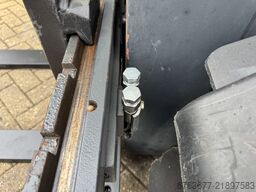 LINDE H35D-02 Triplo 535 Freelift / Sideshift / 4e Functie VW Diesel 2016