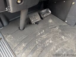LINDE H35D-02 Triplo 535 Freelift / Sideshift / 4e Functie VW Diesel 2016