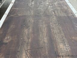 Krone 7,82m Baustoff Brücken Zurringe Kranbar