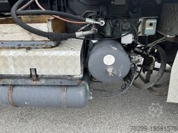 Mercedes-Benz 1844 V8 4x4 Kipper / Swiss-Vehicle