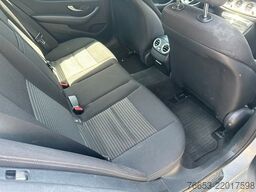MERCEDES-BENZ E 220d T Automatik 143kw * LED * Navi * Kamera