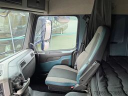 VOLVO FM VOL LUCHT GEVEERD 6 KARREN BAK THEO MULDER KO