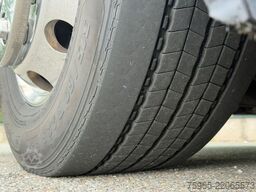 VOLVO FM VOL LUCHT GEVEERD 6 KARREN BAK THEO MULDER KO