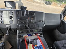 MAN MAN 26 403 F2000 Abrollkipper Meille 6X4