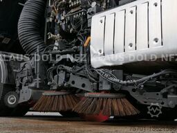 MERCEDES-BENZ Arocs 1840  Straßenkehrmaschine BH 9 Kamera