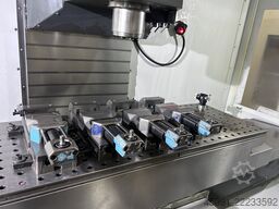 HAAS VF-4SS vertical machining center