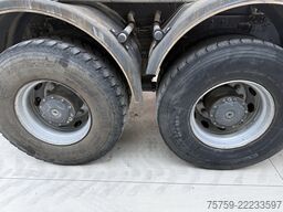 Mercedes-Benz Actros 4151K V8 KIPPER 8x4 Euro5 40Ton