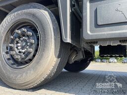 Schmitz Cargobull Curtainsider Standard Ladebordwand Getränke