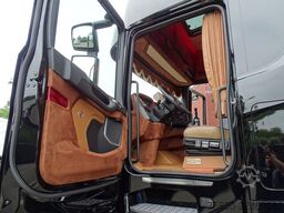 Scania S660 V8 6x2/4 / FULL AIR / RETARDER / SHOW / 23...