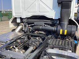 Ford Ford 4x2 Road 1833 Low Roof Sleeper Cab