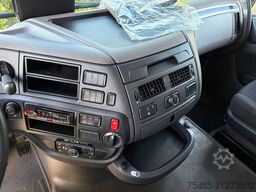 DAF XF480 FT Super Space Cab Low Deck