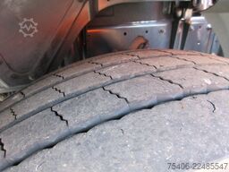 man TGL 12.220 4x2 BB,Palfinger PK8501,Schrottspinne