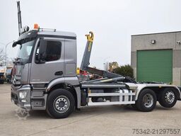 Mercedes-Benz Antos 2643