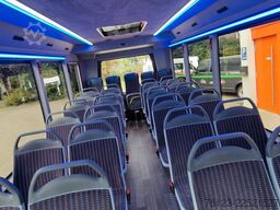 MERCEDES-BENZ 30 Sitzer Schul- Transferbus 519 Vorlauffahrzeug