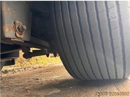 KRONE SZ Mega mit 435/50R19,5 Bereifung - Edscha - SAF