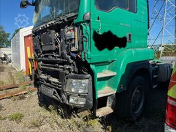 MAN TGS 18.480 Hydrodrive 4x4 beschädigt