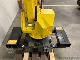 FANUC M-710iB
