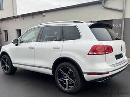 VOLKSWAGEN Touareg V6 TDI, R Line, 22' Tomason, AHK 3,5t