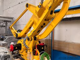 Robotyczny system transportu materiałów 