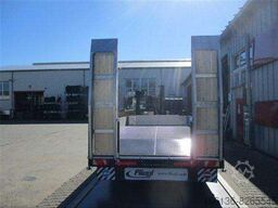 Fliegl TPS 118 Bau 5,2m m. Heckan