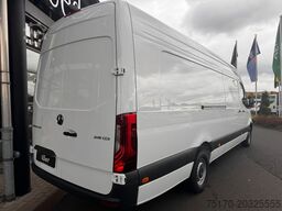 MERCEDES-BENZ Sprinter 319 CDI Extralang DISTRONIC Kamera LED
