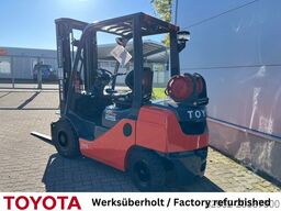 Toyota 02-8 FGF 25, Waage