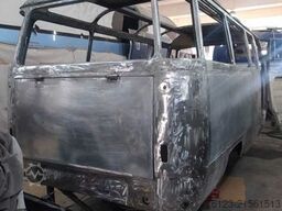 MERCEDES-BENZ Vorgänger Sprinter O 319 Samba mit Faltdach AC