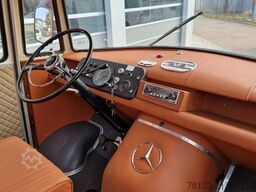 MERCEDES-BENZ Vorgänger Sprinter O 319 Samba mit Faltdach AC